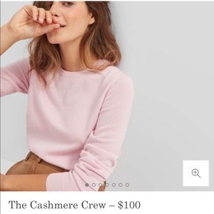 Everlane cashmere crew in the color pink